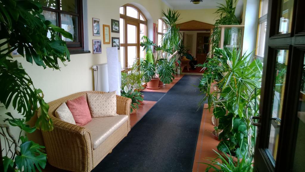 Landhotel Vierjahreszeiten Bad Konigshofen Bagian luar foto
